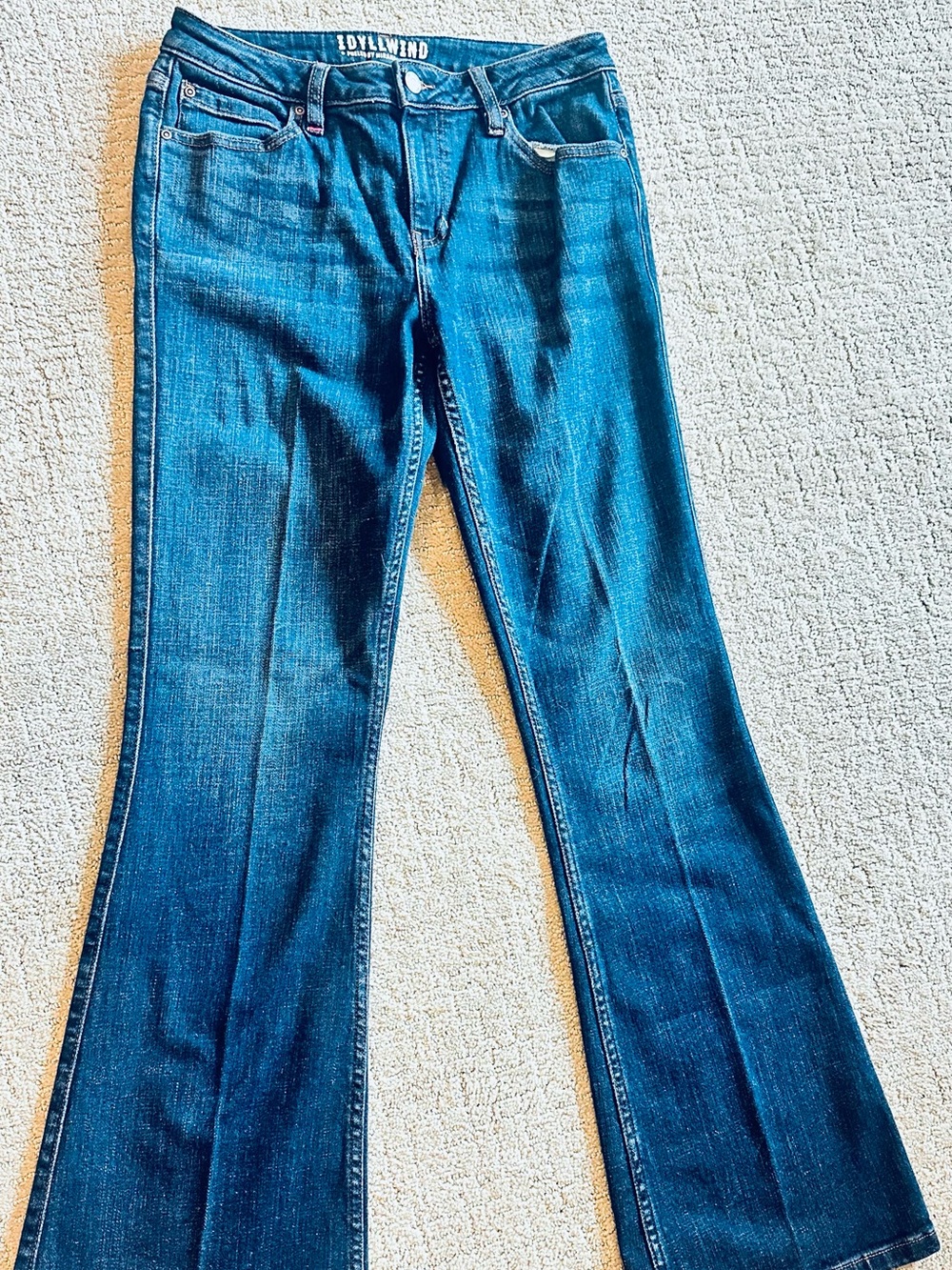 Idyllwind by Miranda Lambert Women’s Size 10 x 32 Medium Wash Flare Jeans